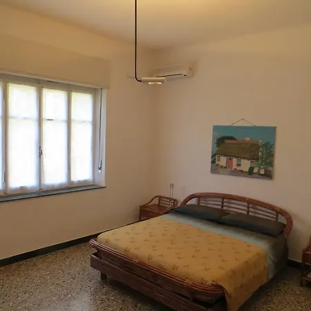 La Goletta Feriehus Alassio